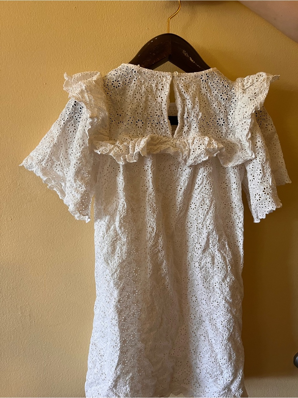Doen Ruffle White Mini Dress - Picture 10 of 12